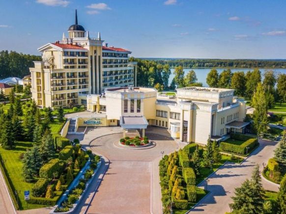 Фото — Апарт-отель Мистраль, Рождествено