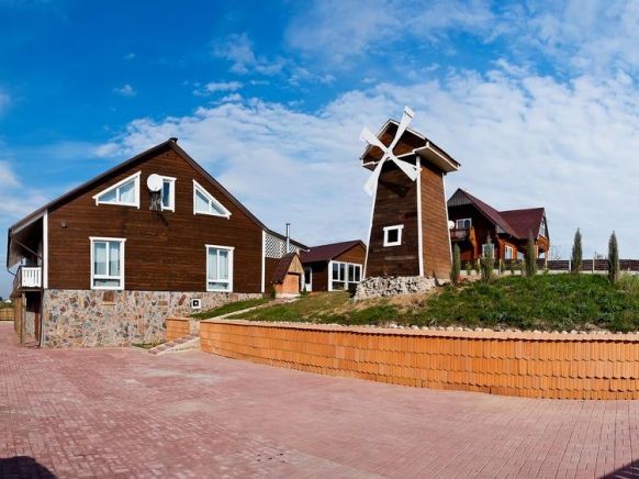 Фото — Загородный отель Старый Млын, Острошицкий Городок