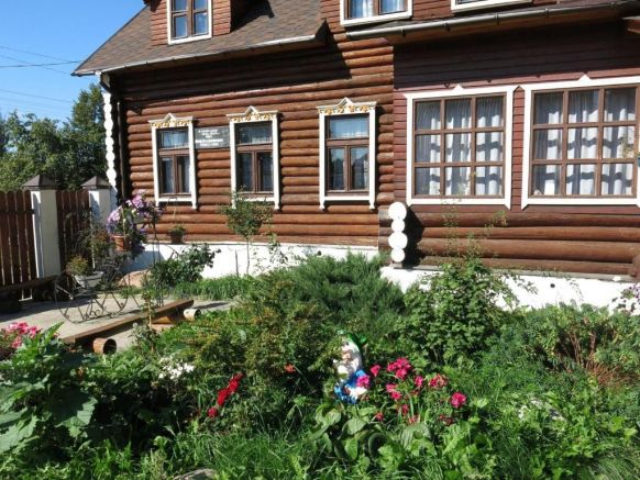 Усадьба Юрия Никулина по адресу Демидов, ул. Коммунистическая, д. 39