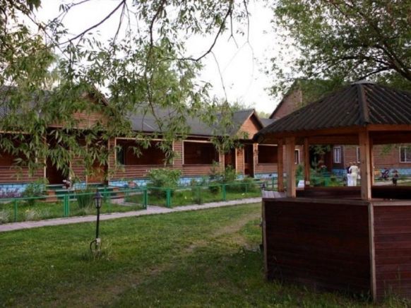 Парк-Отель Русская рыбалка по адресу Островцы, kl Podmoskovna 1а