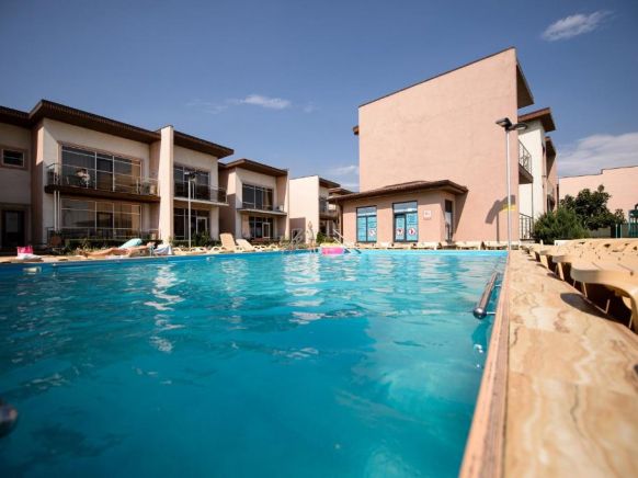 Отель Crystal Park Hotel & Spa по адресу Таганрог, ул. Адмирала Крюйса, д. 28А