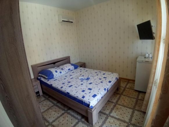 Гостевой дом У Рузанны по адресу Адлер, ул. Просвещения, д. 87а, этаж 2-3