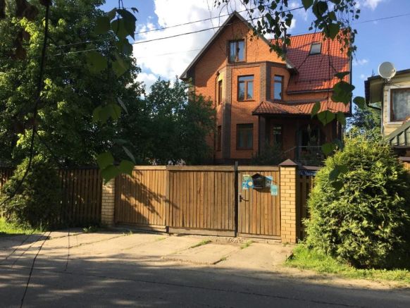 Фото — Загородный отель Яблоневый сад, Барыбино