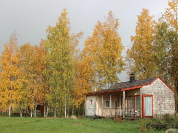 Фото — Загородный отель Derevenskiy domik, Кунесть (Братухново)