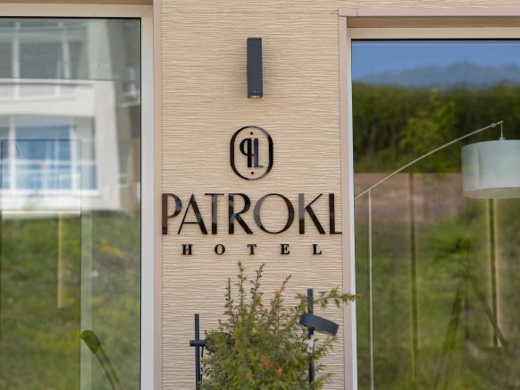 Фото — Отель PATROKL HOTEL, Владивосток