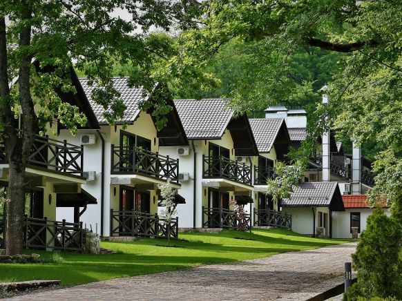Фото — Загородный отель Орлиное гнездо, Горячий Ключ