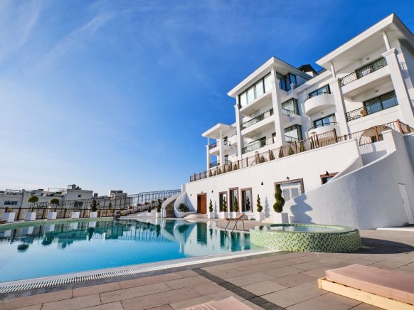 Отель MORE SPA&RESORT по адресу Алушта, ул. Набережная, д. 25