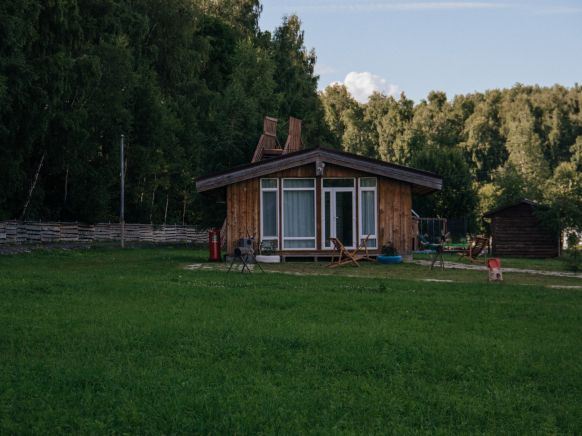 База отдыха Таруса Лайф по адресу Калужская обл., Тарусский р-н, с.п. Петрищево